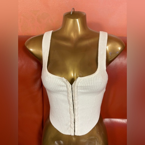 White Ribbed Crop Top - Picture 8 of 8